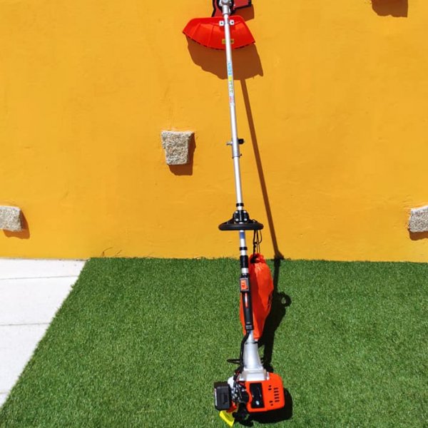 Roçadora KNK 255EP com fio e disco